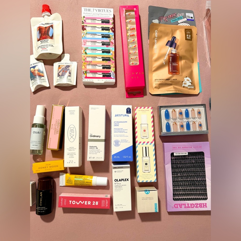 Beauty Bundle - Picture 2 of 3